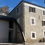 Del Borgo In Langa Prunetto
