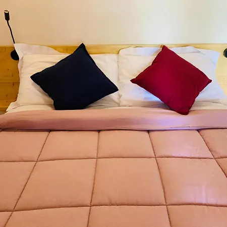 Del Borgo فندق مبيت وإفطار