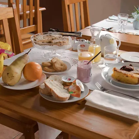 Del Borgo فندق مبيت وإفطار 3*