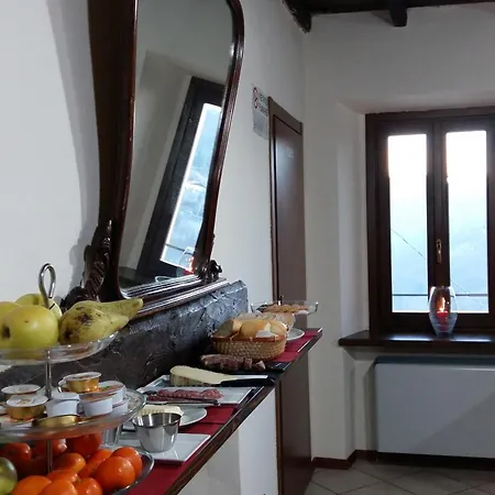 Del Borgo In Langa 3* Prunetto