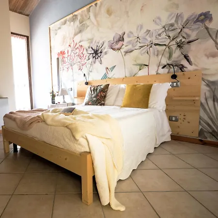 Couette-café Del Borgo In Langa 3*