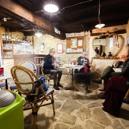 Del Borgo In Langa Prunetto