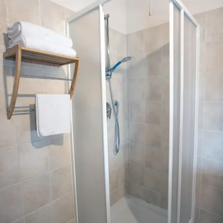 فندق مبيت وإفطار Del Borgo In Langa