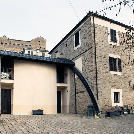 Del Borgo In Langa 3* Prunetto