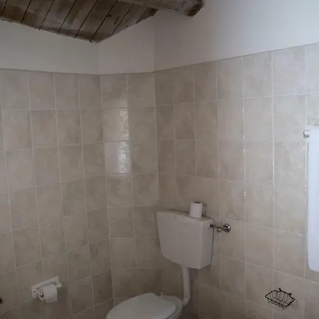 Del Borgo فندق مبيت وإفطار 3*